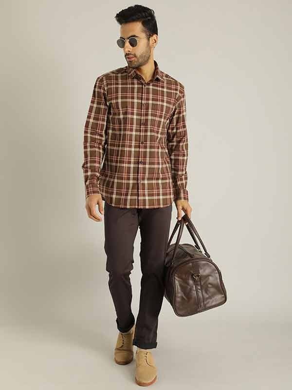 Indian Terrain Men Checkered Maroon Shirt